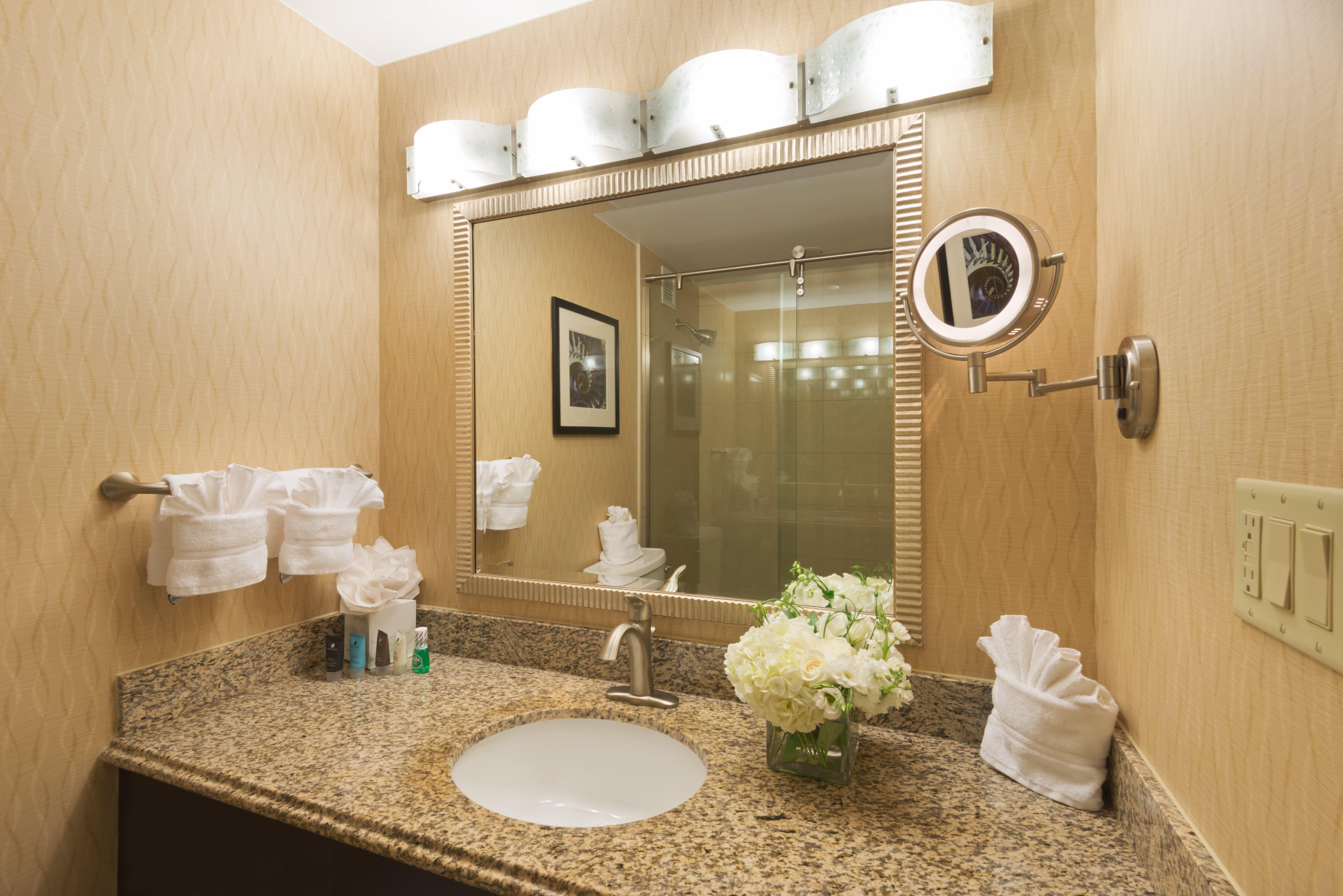 Crowne Plaza Boston - Woburn By Ihg Hotell Exteriör bild