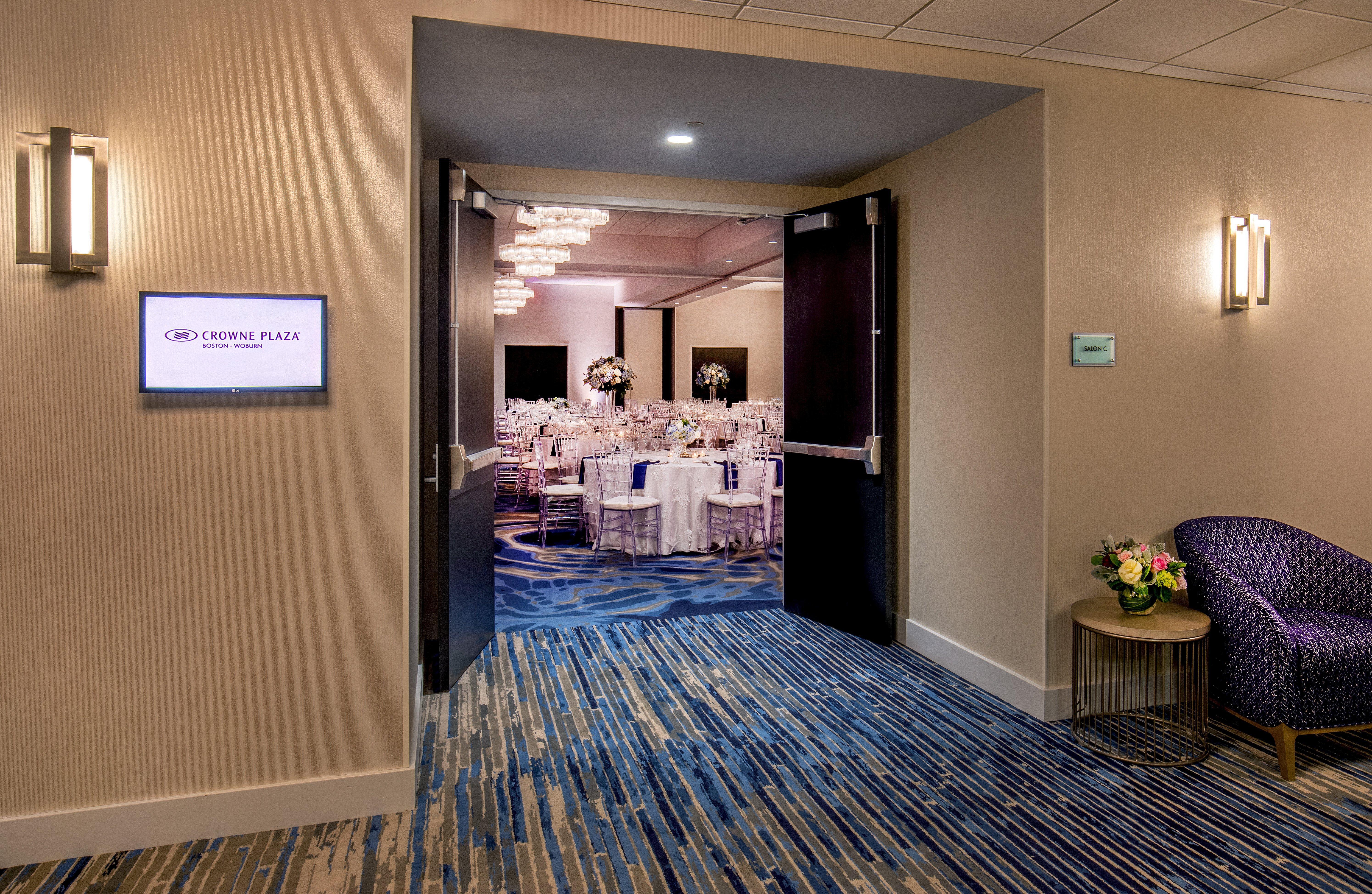 Crowne Plaza Boston - Woburn By Ihg Hotell Exteriör bild