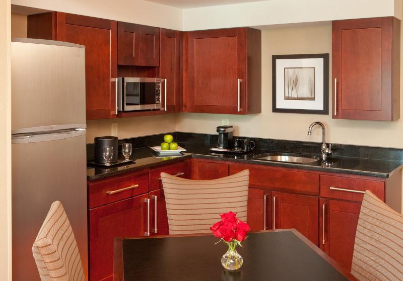 Crowne Plaza Boston - Woburn By Ihg Hotell Exteriör bild